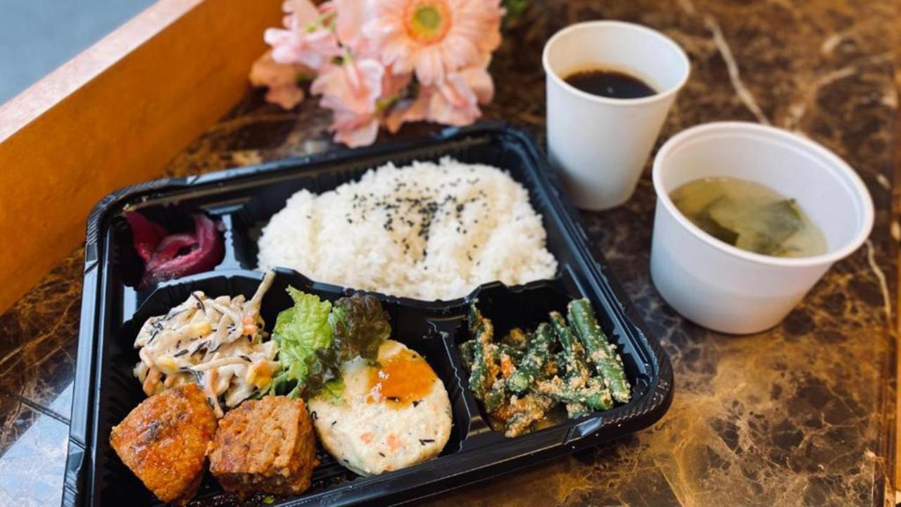 Toyoko Inn Osaka Hankyu Juso-Eki Nishi-Guchi No.1 Екстериор снимка
