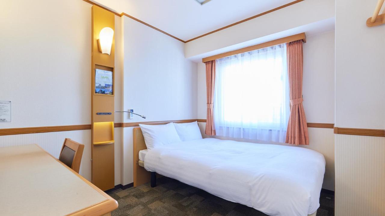 Toyoko Inn Osaka Hankyu Juso-Eki Nishi-Guchi No.1 Екстериор снимка