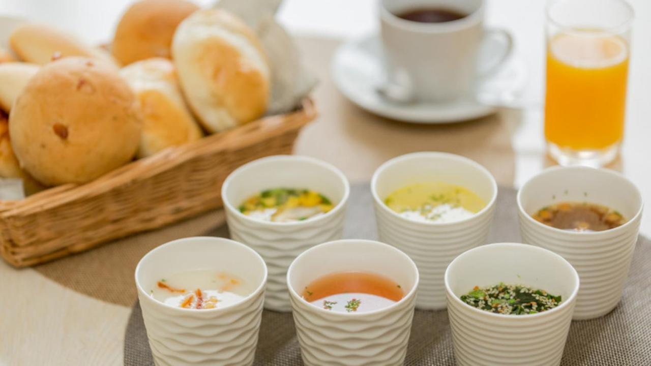 Toyoko Inn Osaka Hankyu Juso-Eki Nishi-Guchi No.1 Екстериор снимка