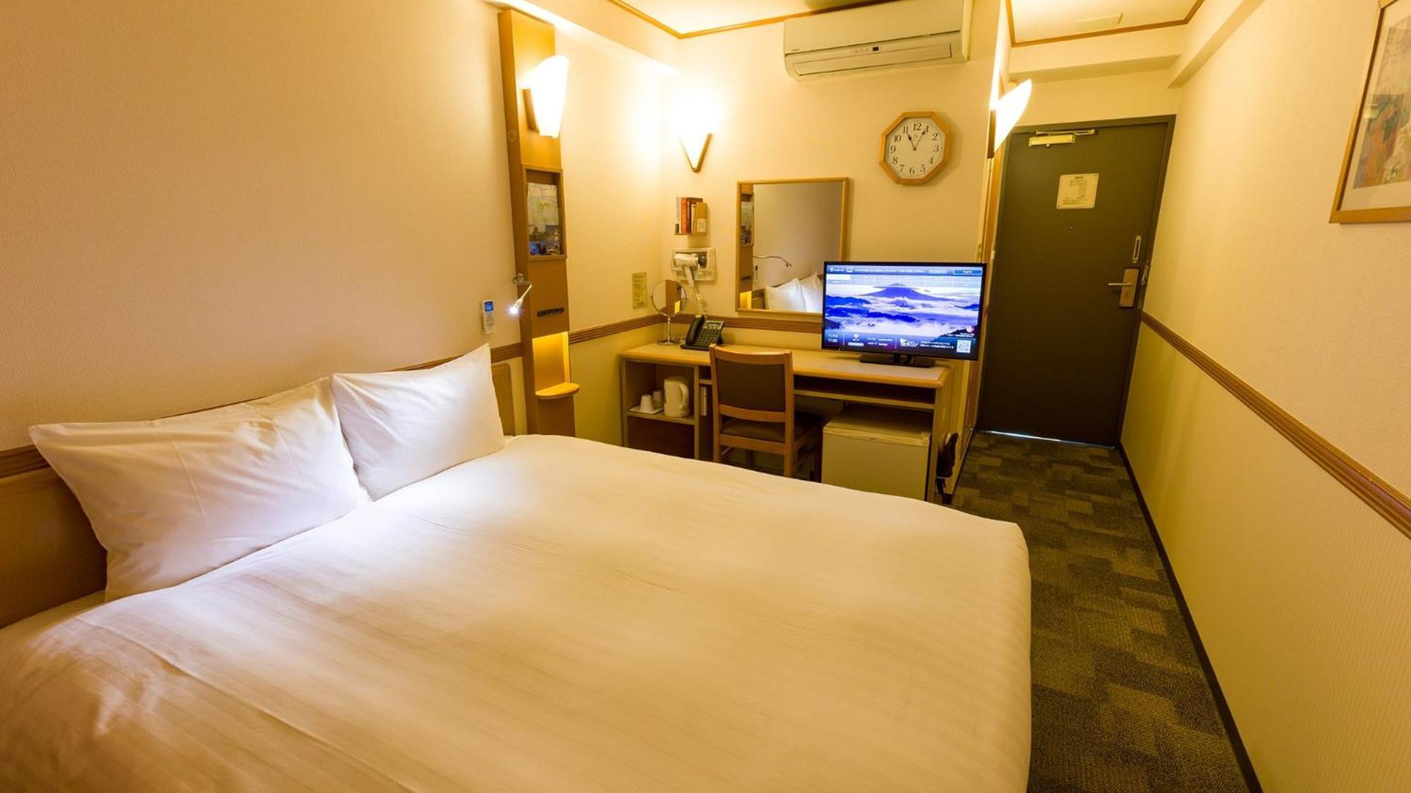 Toyoko Inn Osaka Hankyu Juso-Eki Nishi-Guchi No.1 Стая снимка